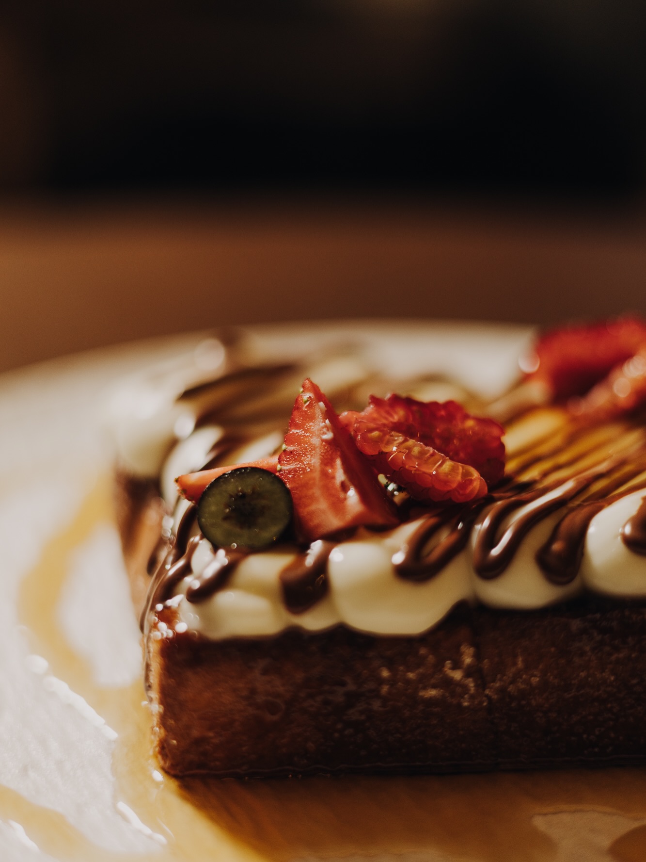 AMAIA Lounge food and drink
